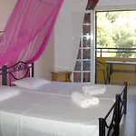 Aphrodite & Pool Apartament
