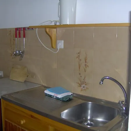 Aphrodite & Pool Apartamento *