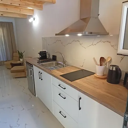 Aphrodite & Pool Palaiokastritsa