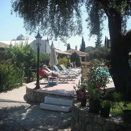Aphrodite Studios&pool *